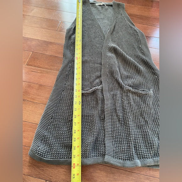 Gerard Darel Women's Olive Army Green Open Knit Sweater Vest Size 2 - Picture 3 of 9